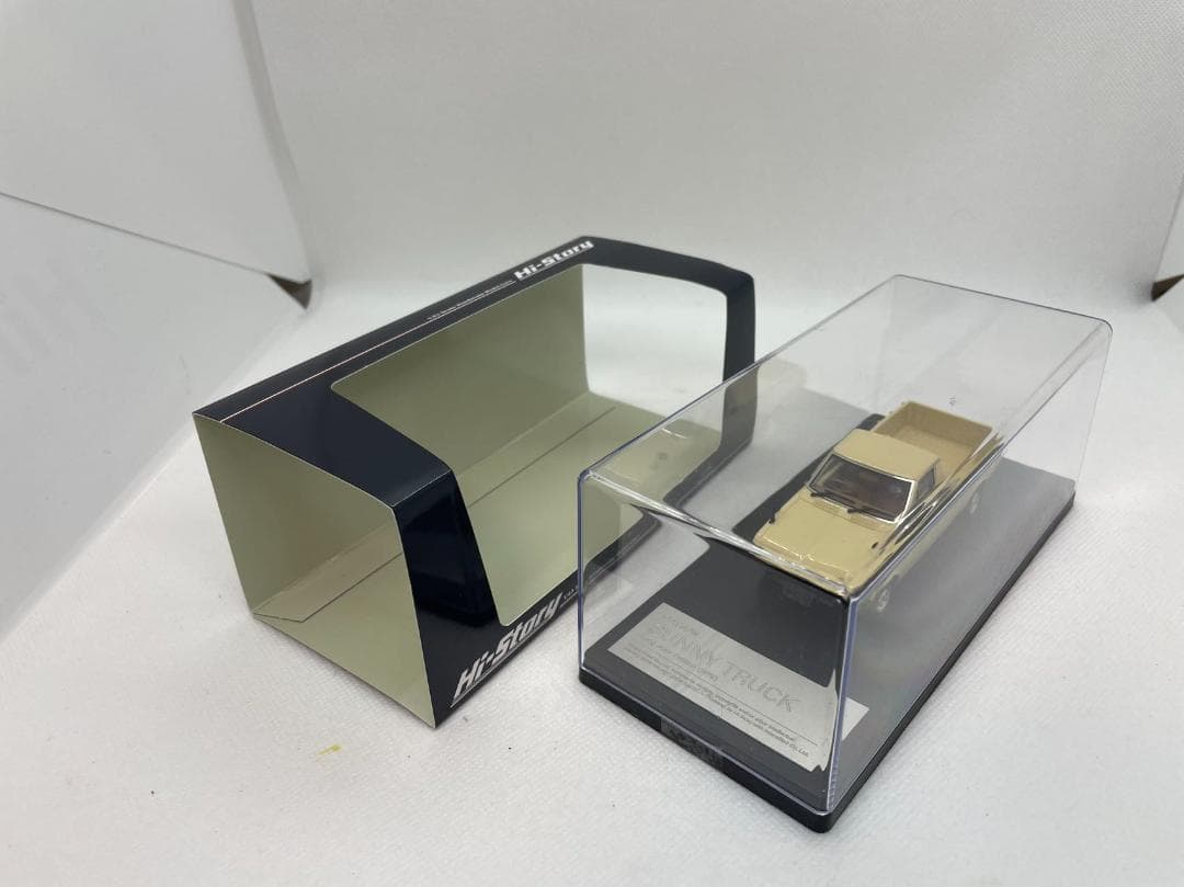 402-604 Hi-Story 1/43 日産 DATSUN SUNNY