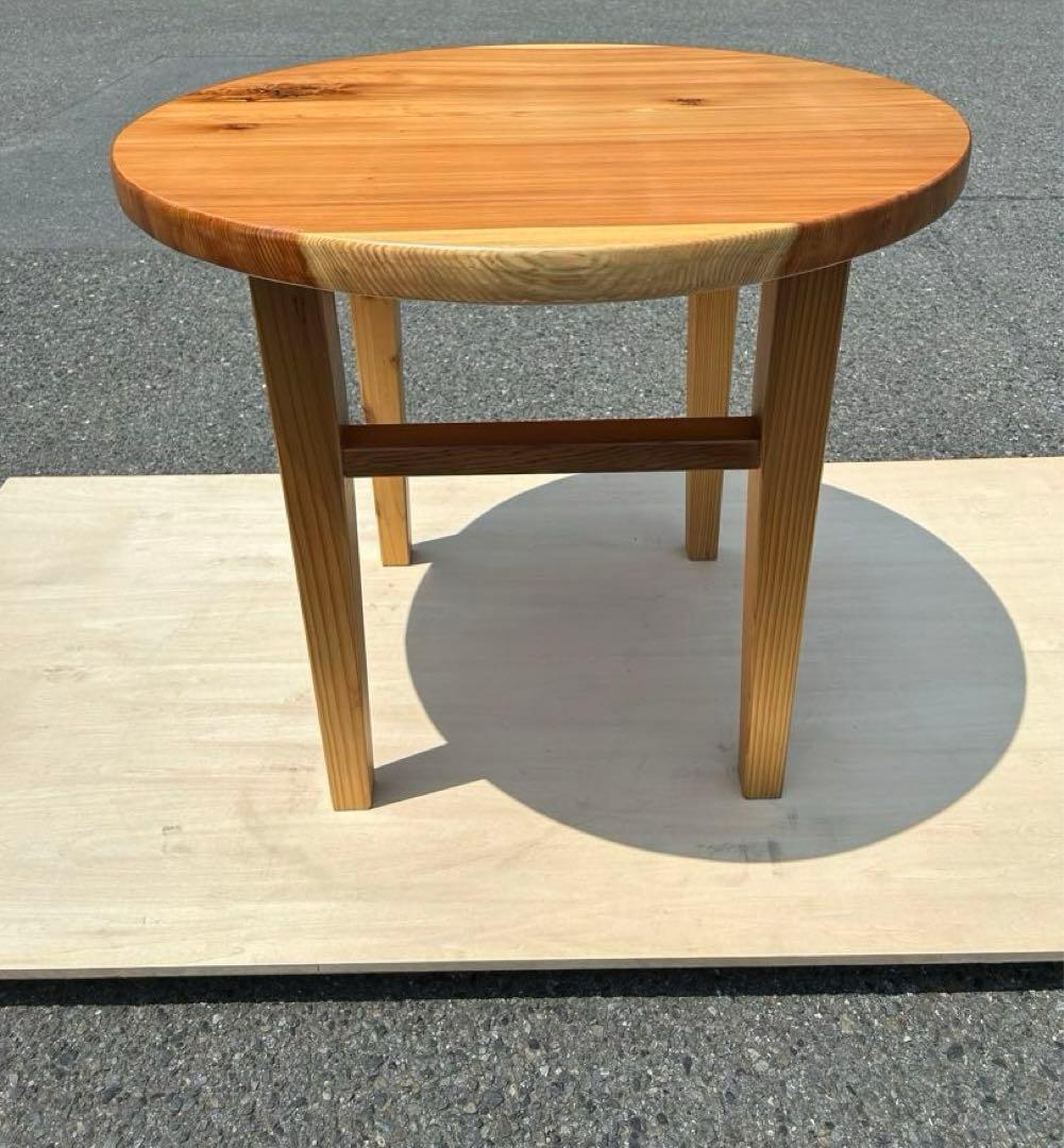 [たのメル便] 杉　円形テーブル　ウレタン塗装　無垢材一枚板　新品未使用