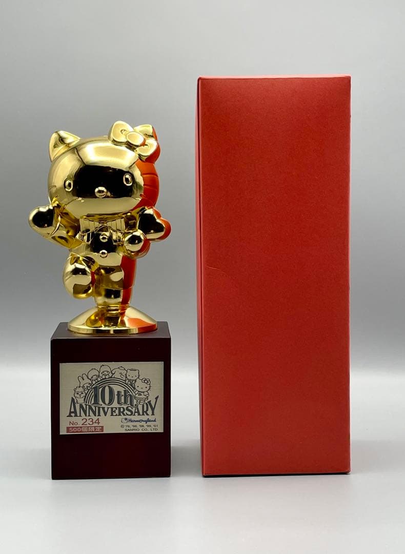 サンリオ ハローキティ 超激レア 10周年 トロフィー