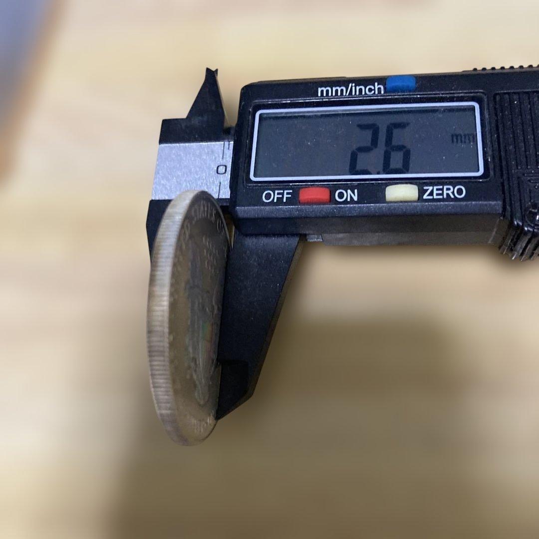 イーグル銀貨　ホログラム