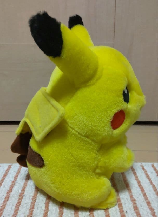 初代等身大ピカチュウ・おしゃべりピカチュウ・マクドナルドピカチュウ　3個セット