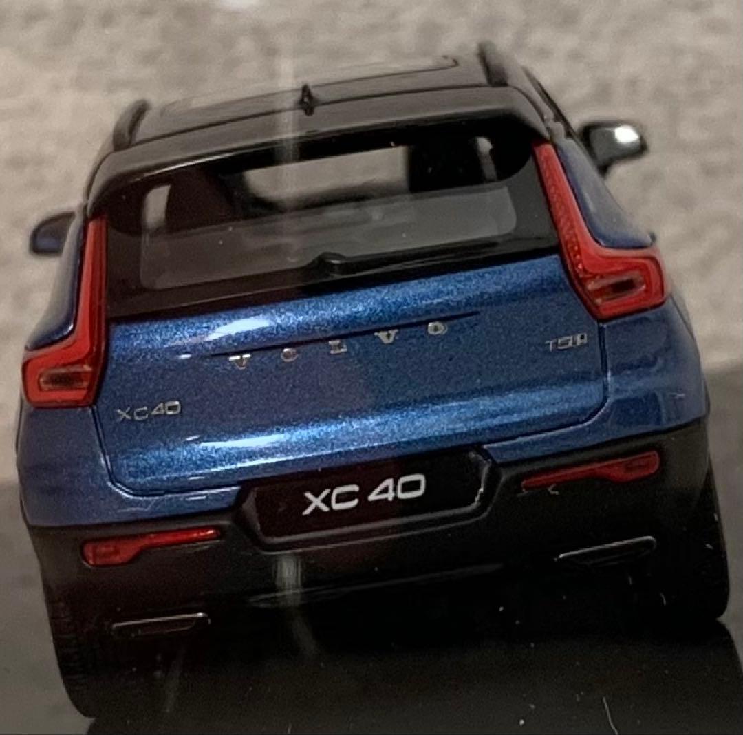 1/43 VOLVO特注 1/43 VOLVO XC40 バースティングブルー