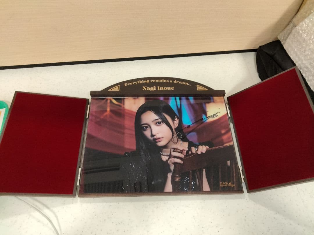 乃木フェス　井上和　直筆サイン入りアンティークフォトスタンド