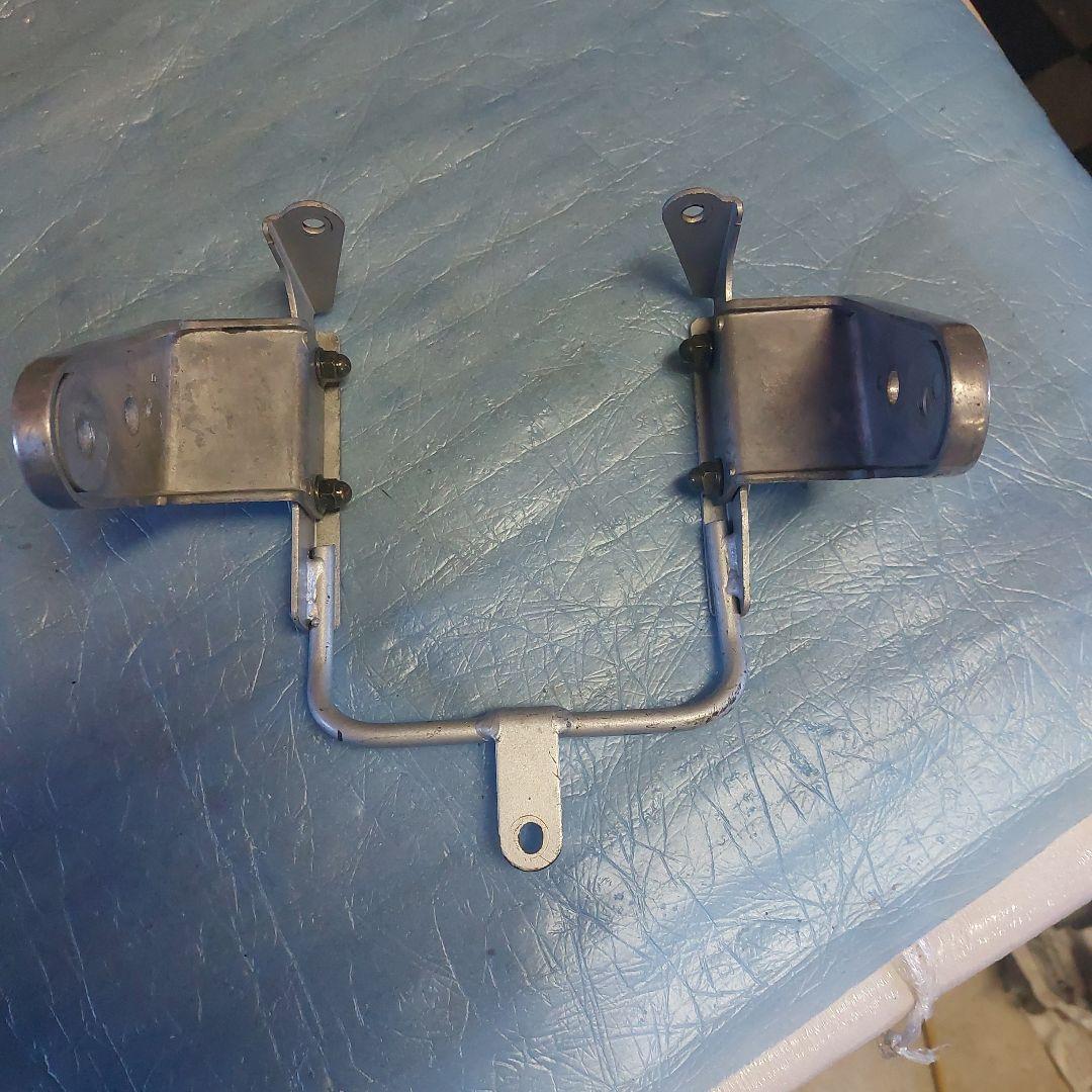 ゼファー400純正ヘッドライトステー極上品