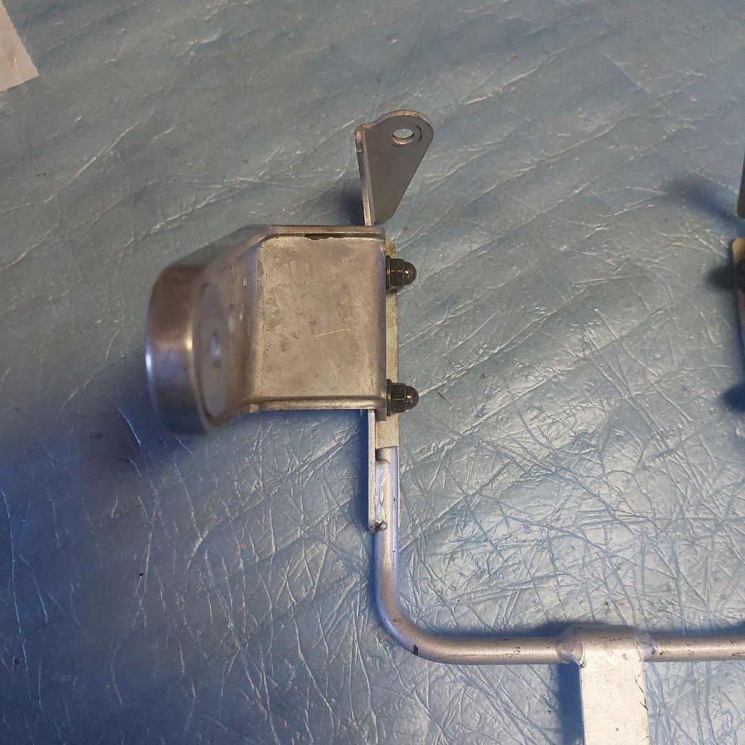 ゼファー400純正ヘッドライトステー極上品