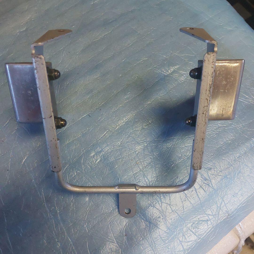 ゼファー400純正ヘッドライトステー極上品