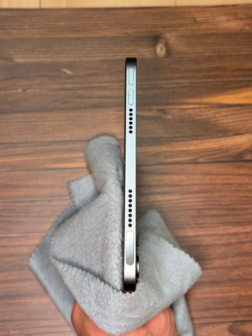 【極美品】iPad mini 7 128GB スペースグレイ