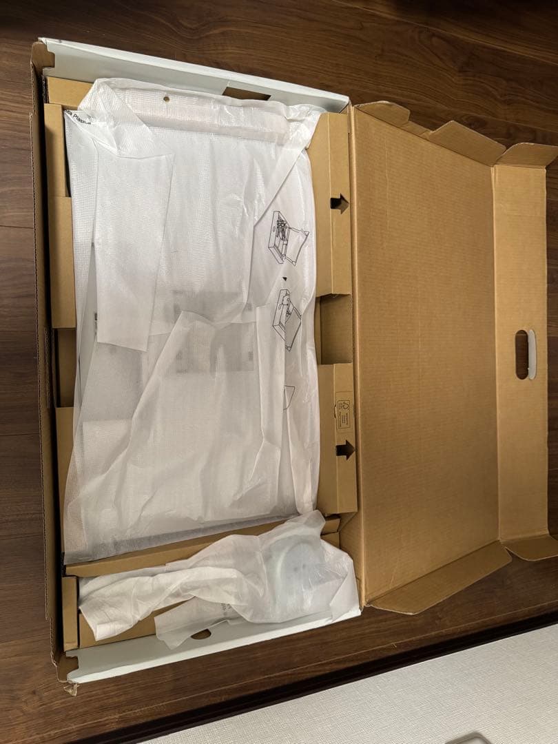 【美品】DELL4Kモニター液晶 27inc 上下角度調整可能（箱/スタンド付