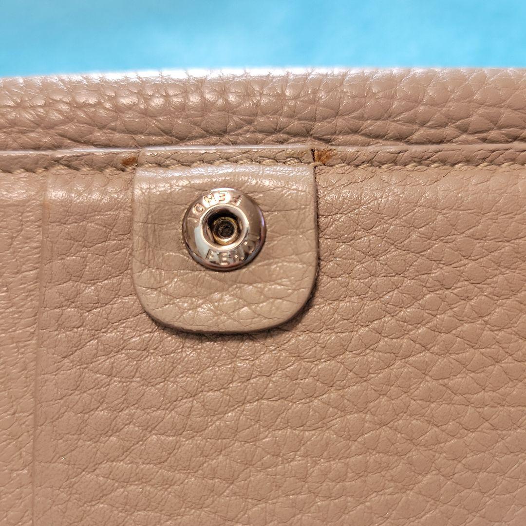 FENDI 二つ折り財布 レザー　ピーカブー