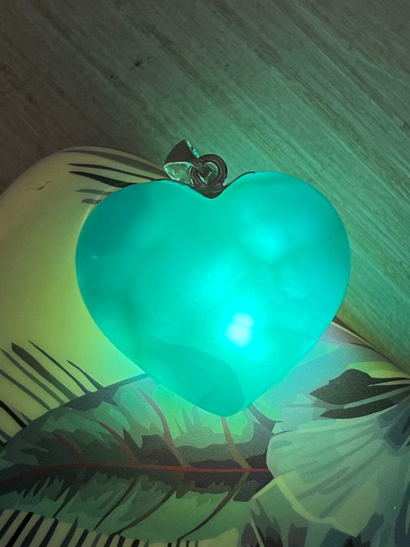 天然石☆高品質！ラリマーハート型ペンダントトップ☆両面濃いブルー！