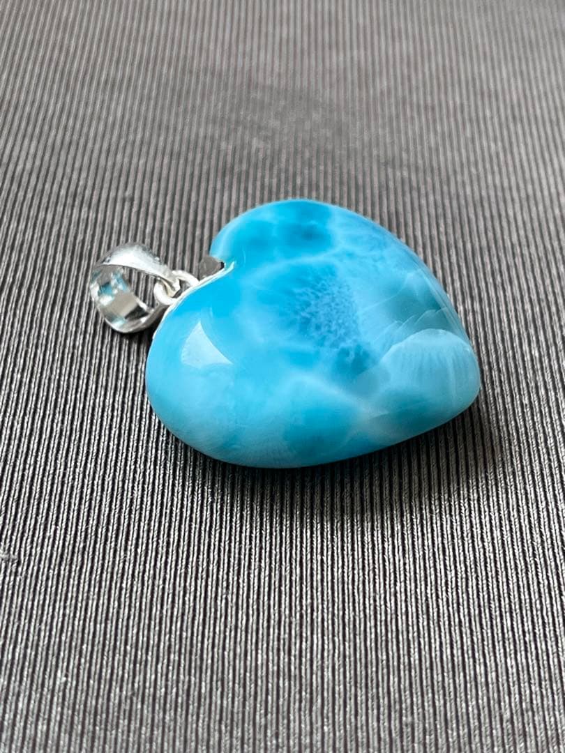 天然石☆高品質！ラリマーハート型ペンダントトップ☆両面濃いブルー！