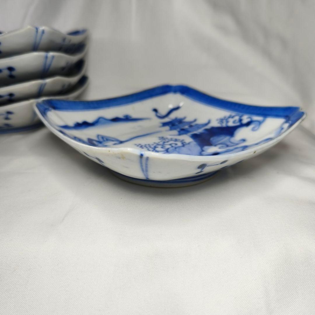 古伊万里 染付隅切り四方皿 手描き山水図 在銘 時代物 旧家蔵出し美品 骨董