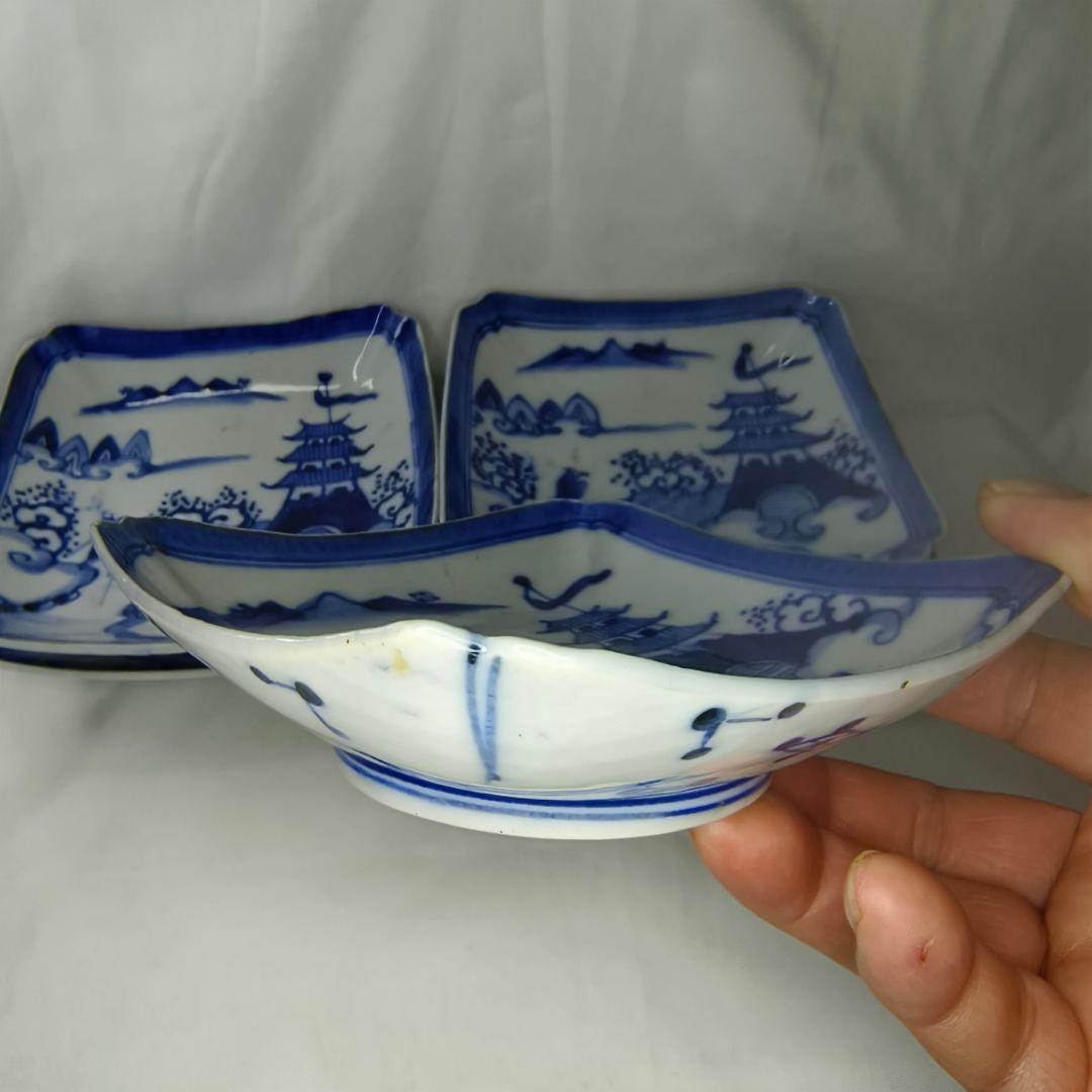 古伊万里 染付隅切り四方皿 手描き山水図 在銘 時代物 旧家蔵出し美品 骨董