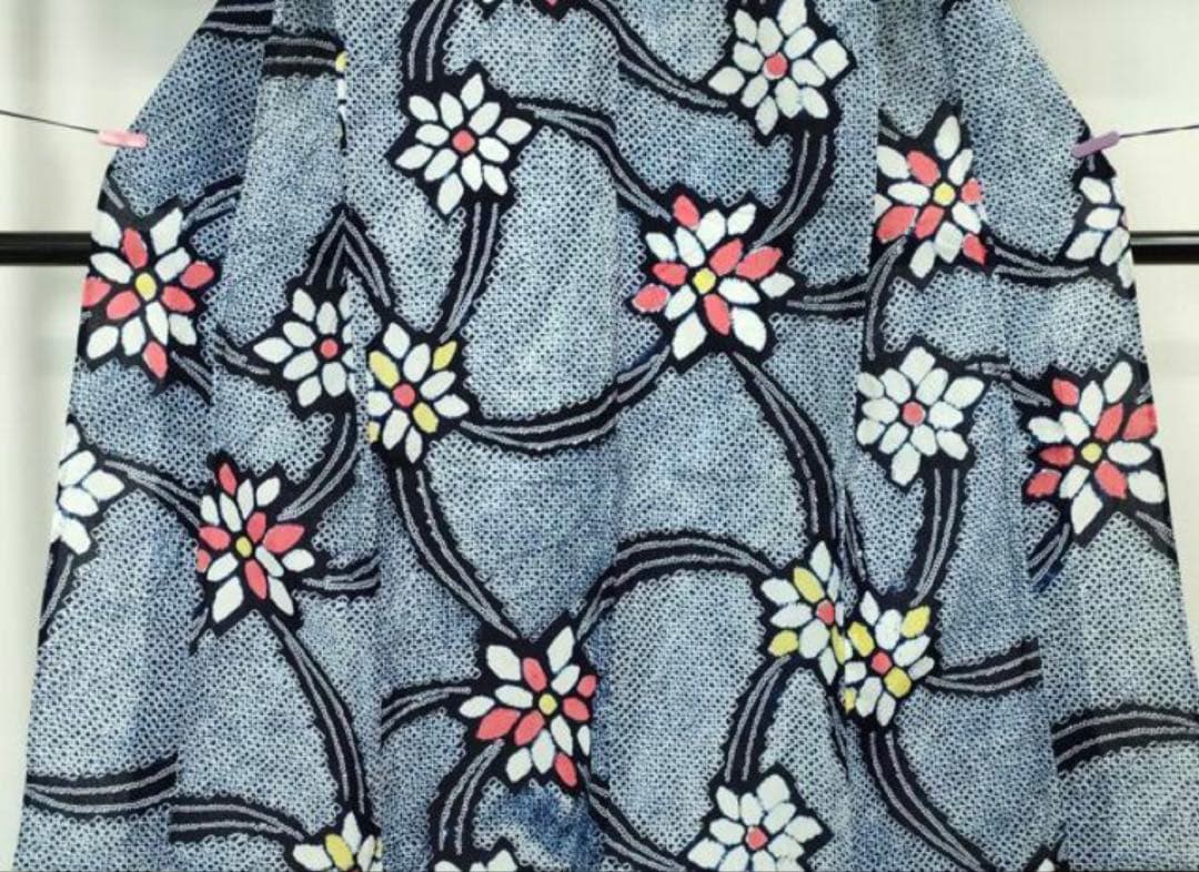 粋な大人の浴衣 ◆ 有松絞り 舞花文 モダンな柄いき