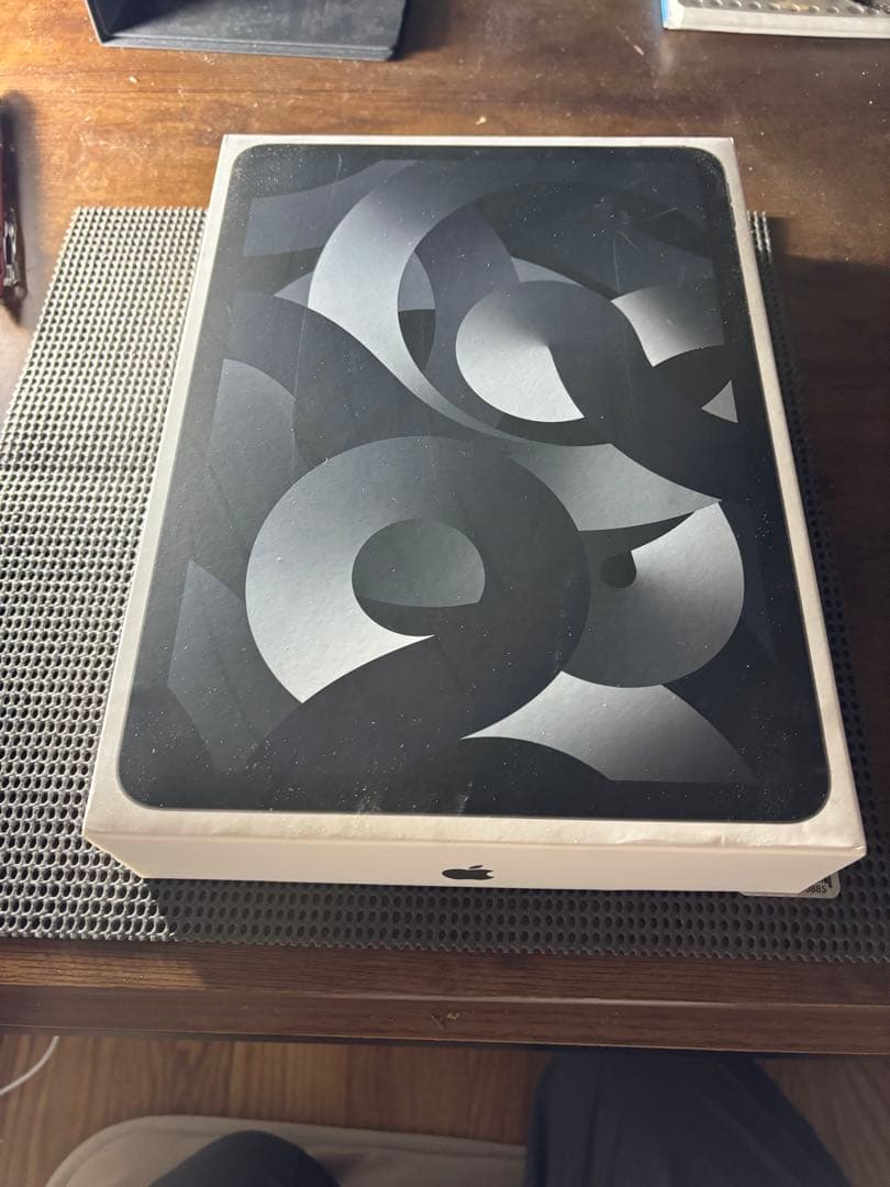 Apple iPad Air 第五世代 256GB スペースグレー