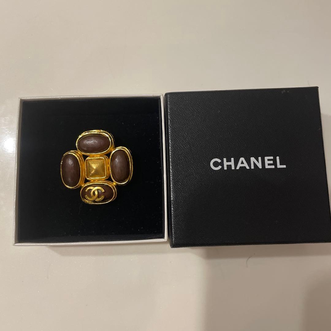 新宿伊勢丹シャネルブティク購入CHANEL ウッド✖️ゴールド　ブローチ　未使用品