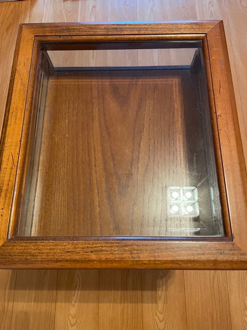 アンティークコレクションテーブル　猫足