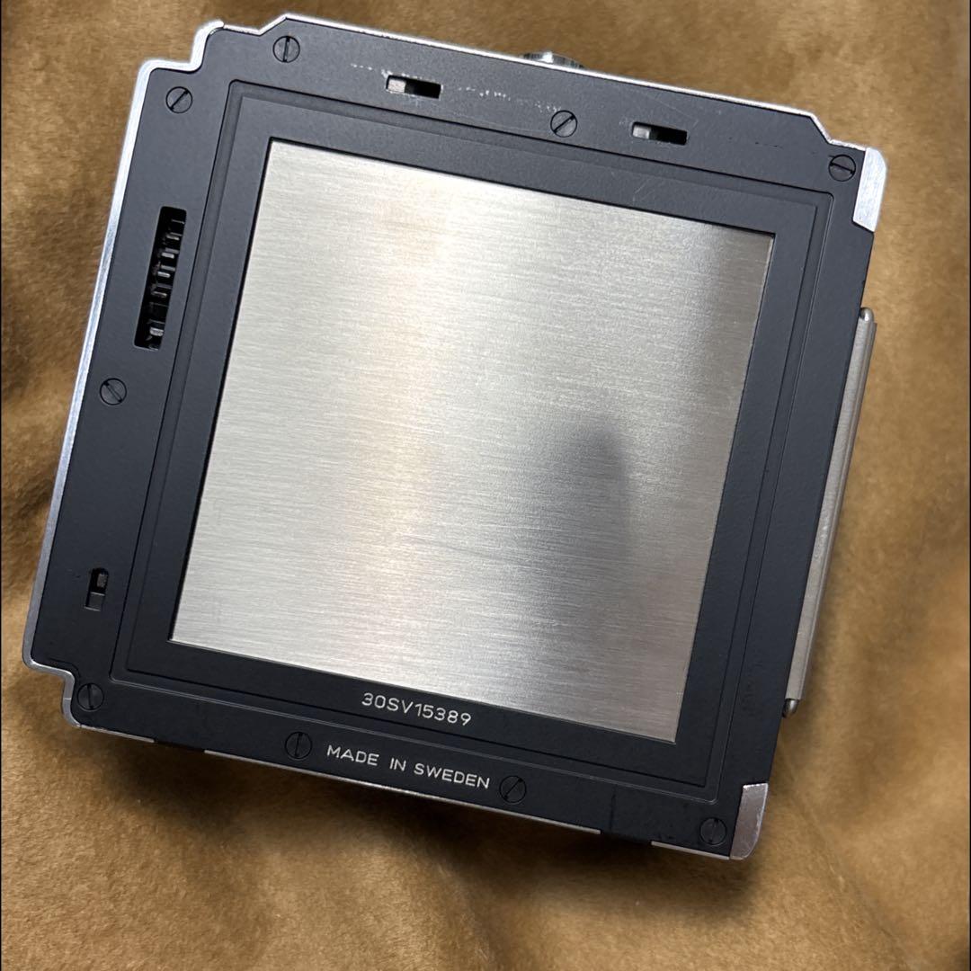 Hasselblad 503CW + CFE 80mm F2.8 中判カメラ