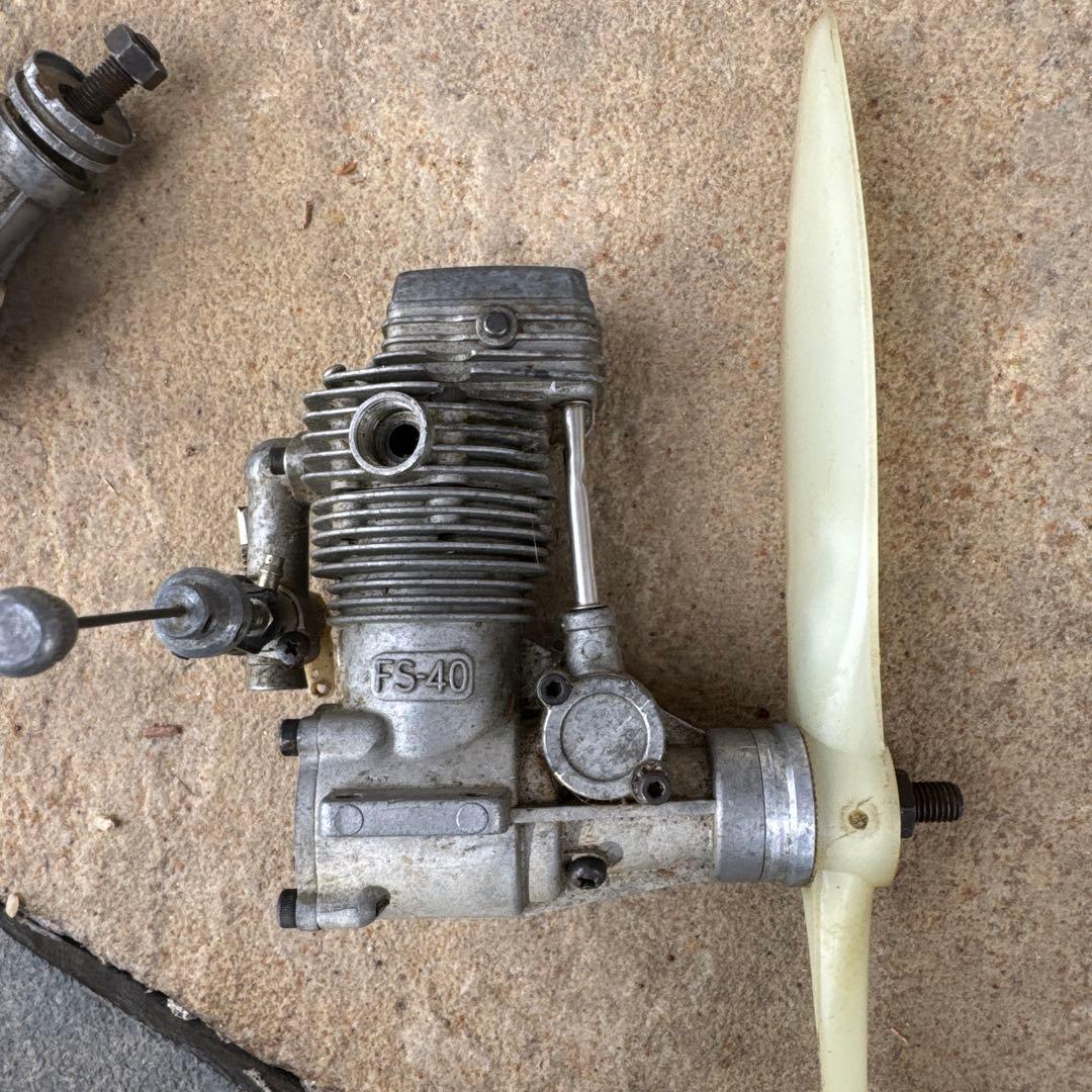 （*ス様 OS FS-40 4ストロークエンジン