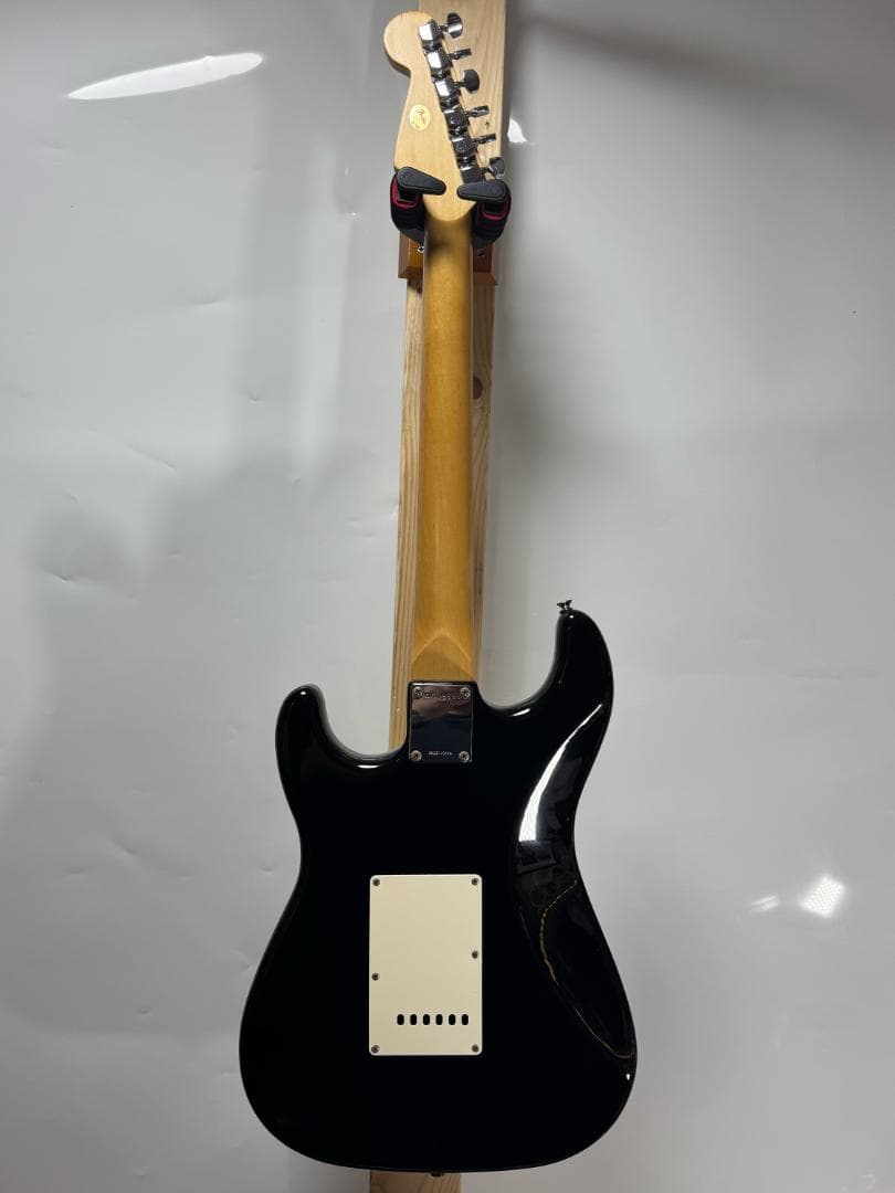 Squier STRAT by Fender YN6シリアル ソフトケース付き