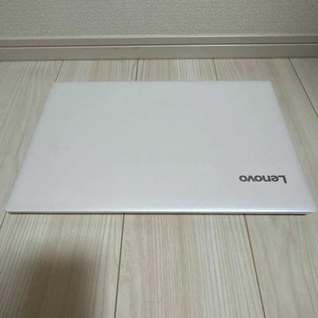 美品 15型 ホワイトカラー Lenovo ideapad 320 i5 8世代