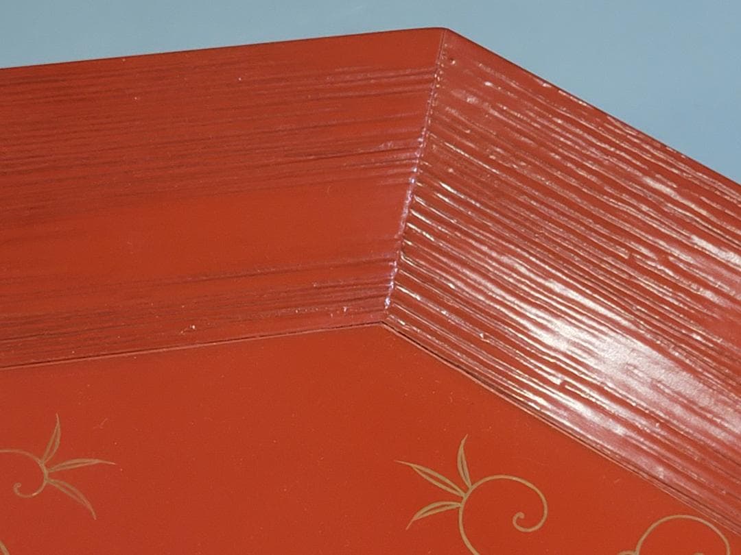 茶道具 木具師 橋村萬象 作 唐草蒔絵 朱八角盆 裏千家 淡々斎書