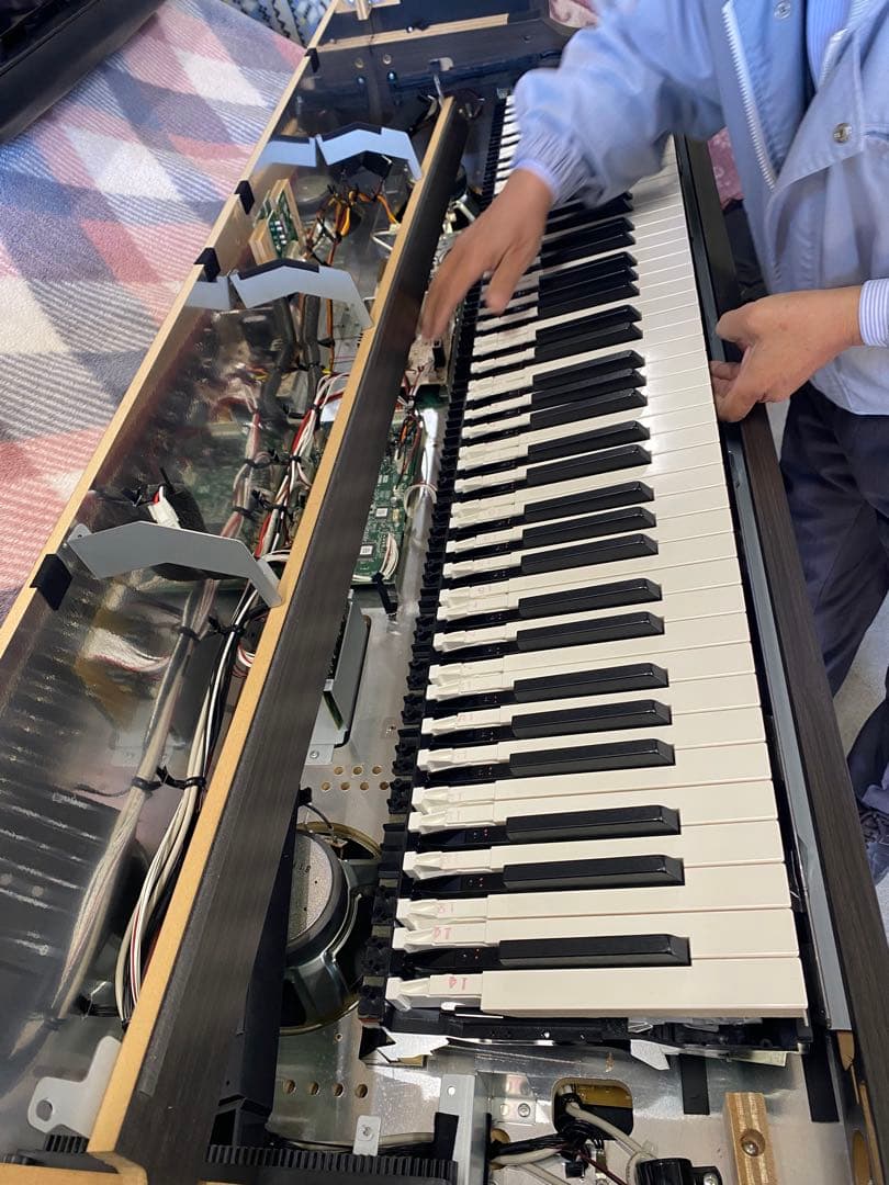 鍵盤メンテナンス済タッチ新品 ヤマハ クラビノーバclp-645DW 2018年