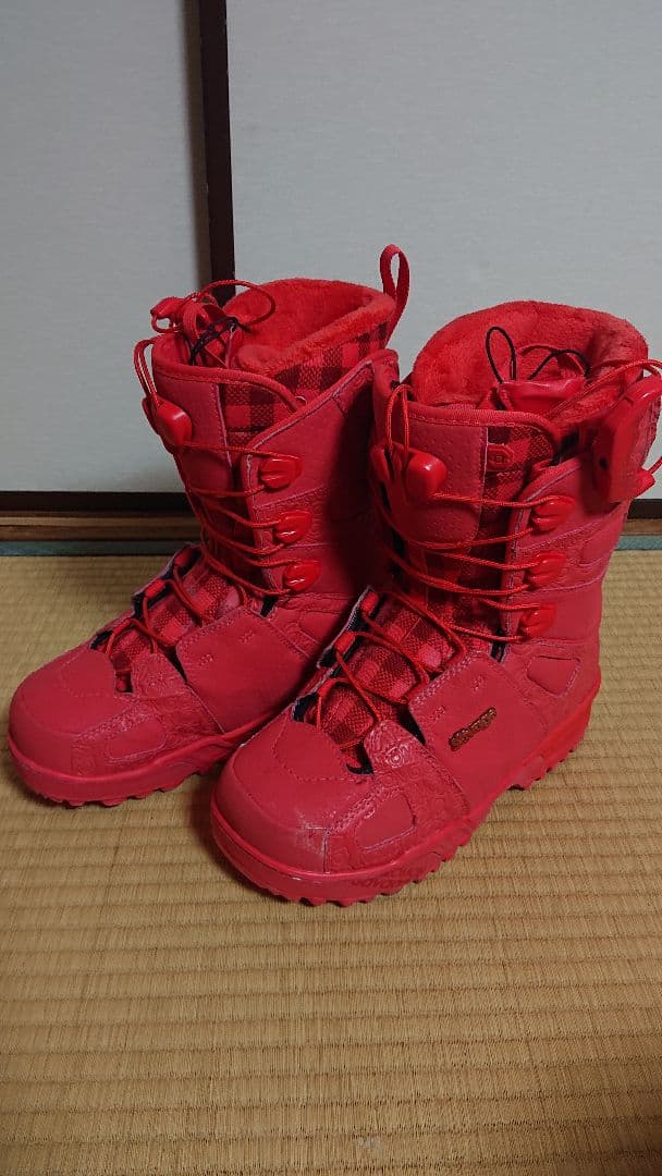 SALOMON サベージ 25,5 レッド 二回ほど使っています。長期保管品