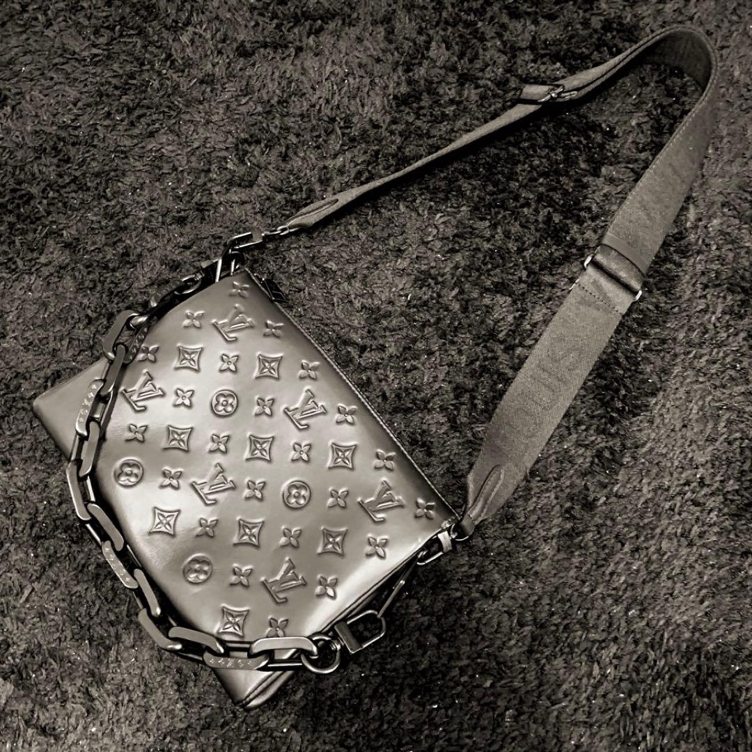 ノベルティ モノグラム ショルダーバッグ ハンドバッグ M23056 ブラック