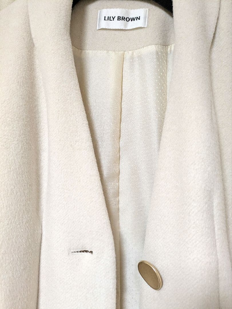 リリーブラウン　チェスターコート　アイボリー
