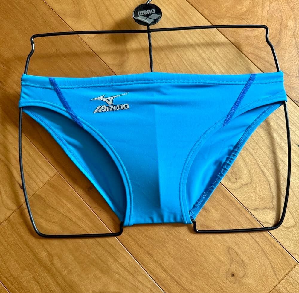 MIZUNO 初期マイティライン　Mサイズ　ターコイズブルー 　競泳水着　競パン