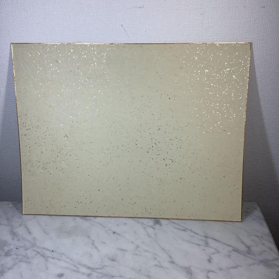 色紙　34個の天然真珠で飾られた　赤椿、白梅図