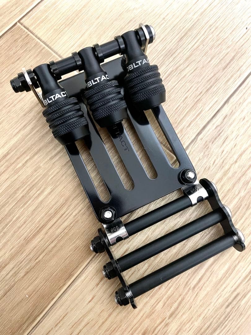 ダブルタクトプレート　ビットホルダー4P ニックス風チェーン(オールブラック)