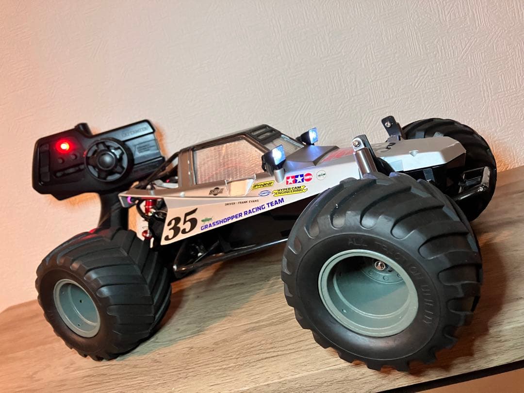 タミヤ　グラスホッパー　ブラシレス ビックタイヤVer ラジコン タミヤ RC