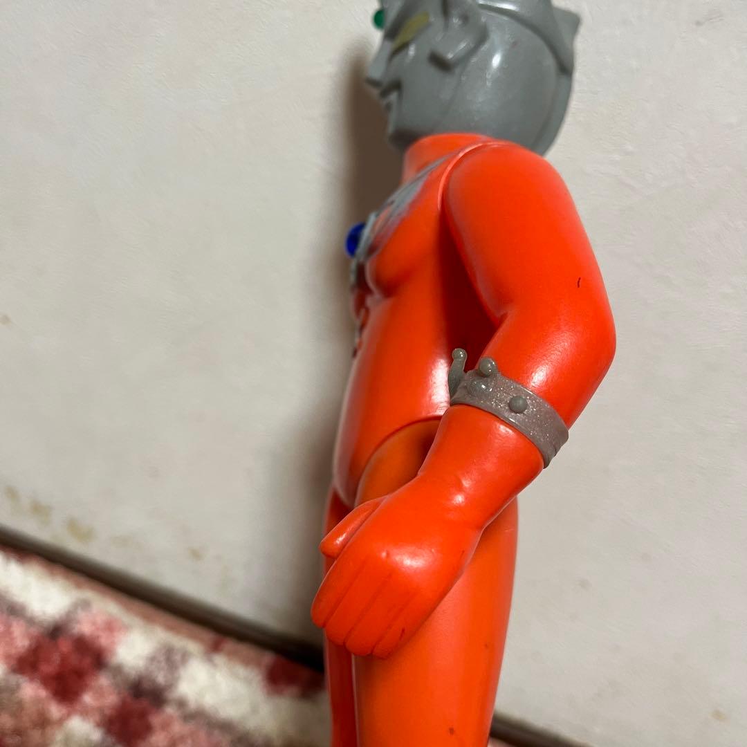 ウルトラマンレオ　円谷プロ　タカトク　ソフビ