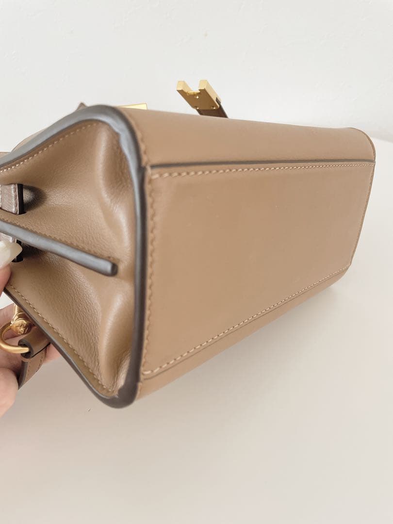 美品！トリーバーチ リー ラジウィル プチ ダブルバッグ