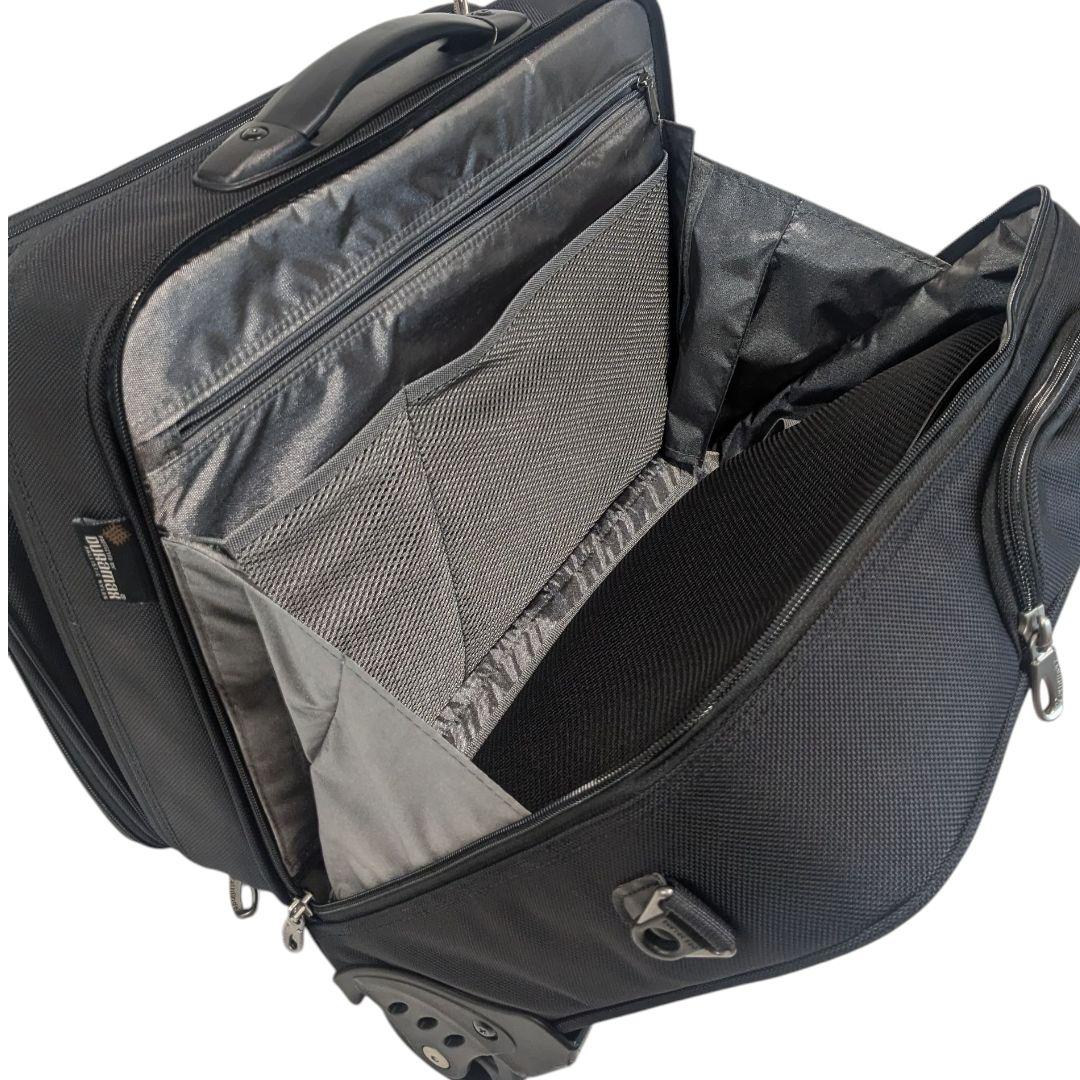 美品 Pathfinder キャリーバック ブラック パスファインダー