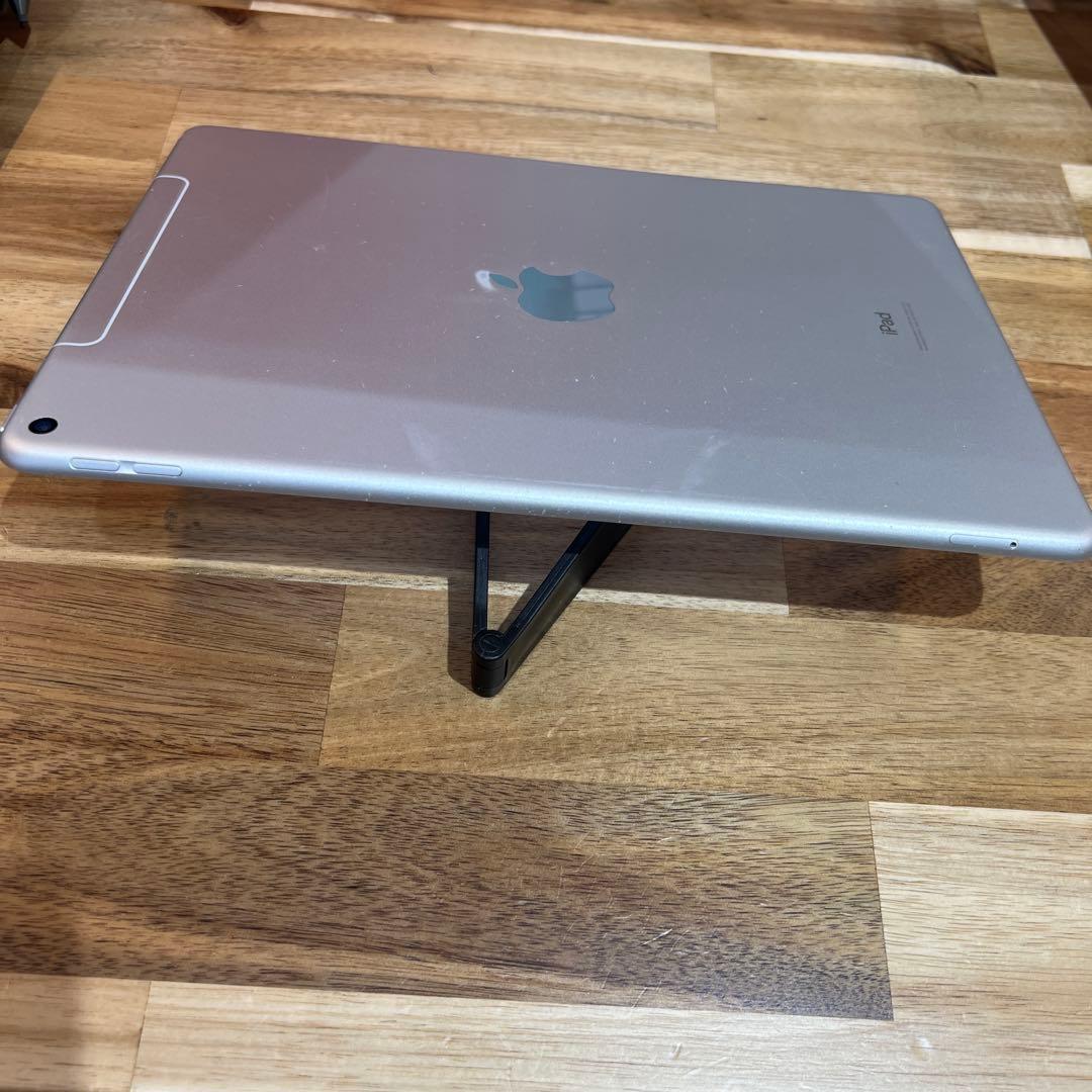 M867 SIMフリーiPad Air 3rd Gen 64GB