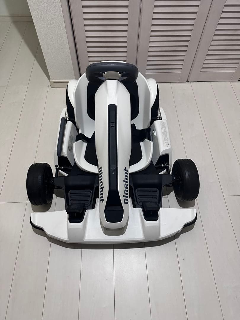 ninebot 電動ゴーカート 、セグウェイ、コンパクト ホワイト、