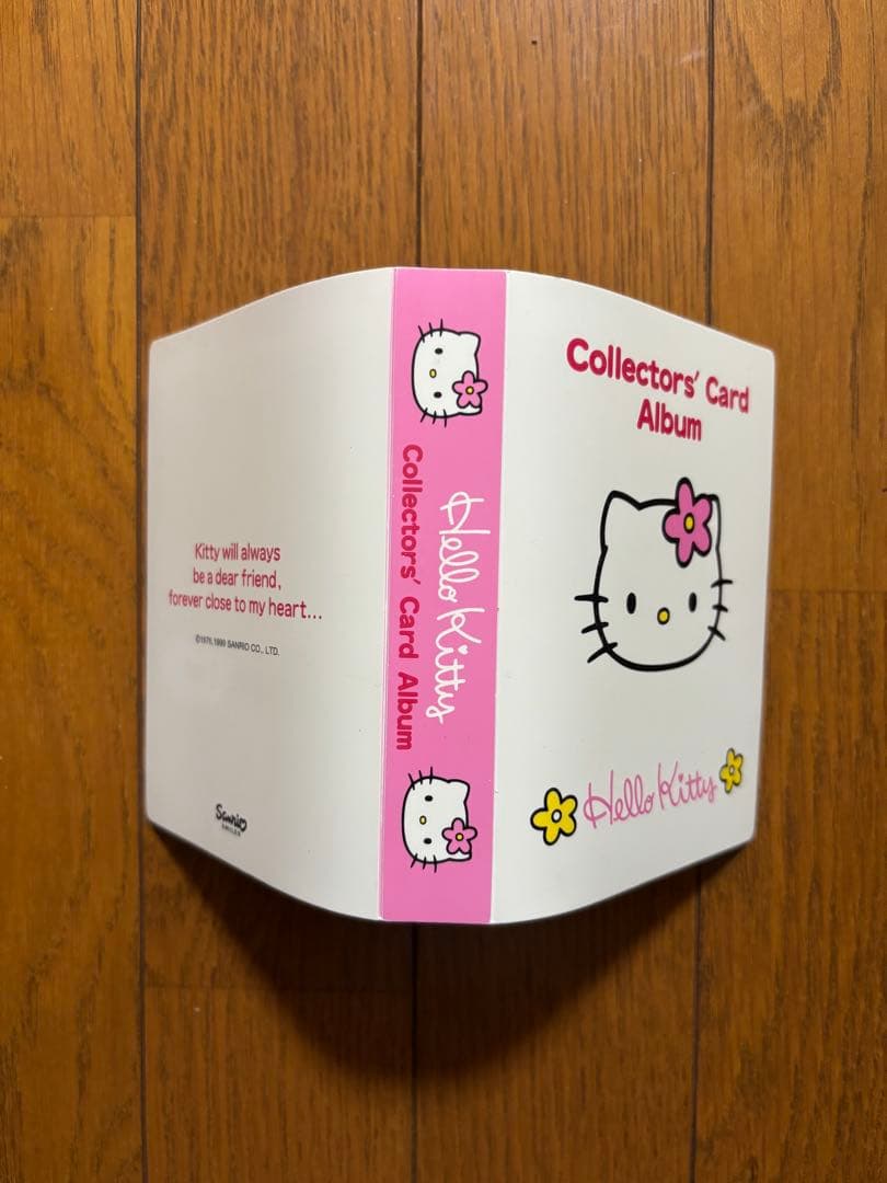 d*9様 ハローキティ コレクターズカード 60枚 アルバム一冊