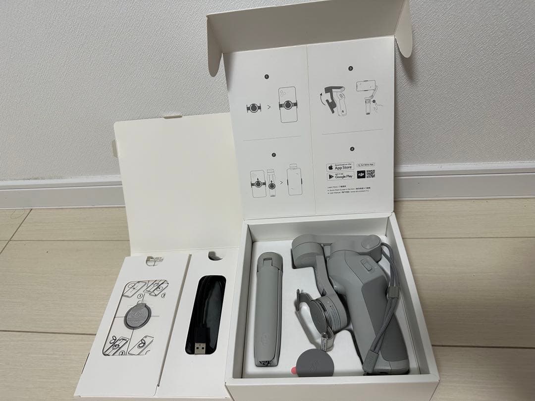 DJI OM4 スマートフォンスタビライザー