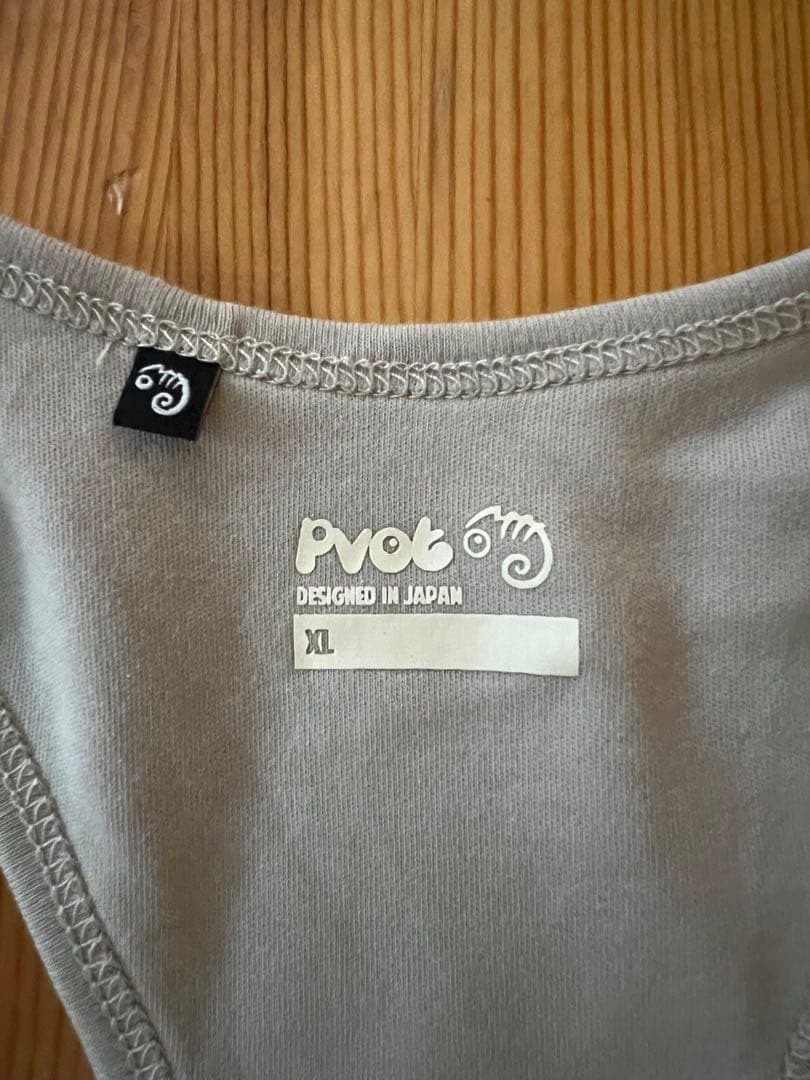 PVOT タンクトップ　3枚セット