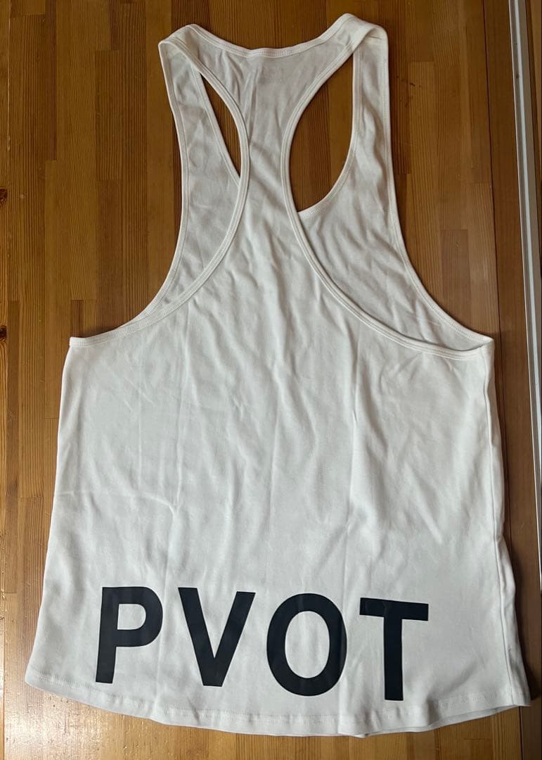 PVOT タンクトップ　3枚セット