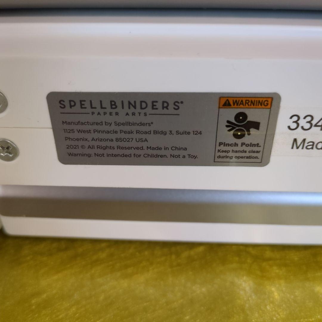 SPELLBINDERS PLATINUM SIX ダイカットマシン