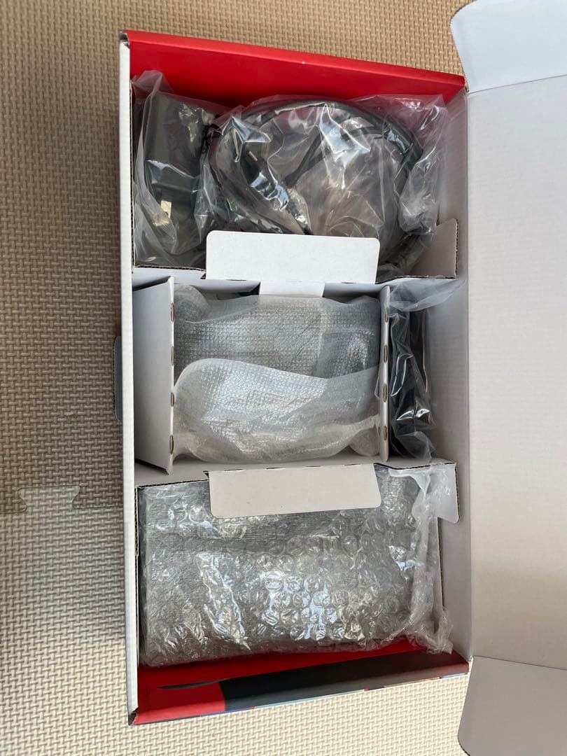 【れっど】Nintendo Switch 本体 青/赤 Joy-Con