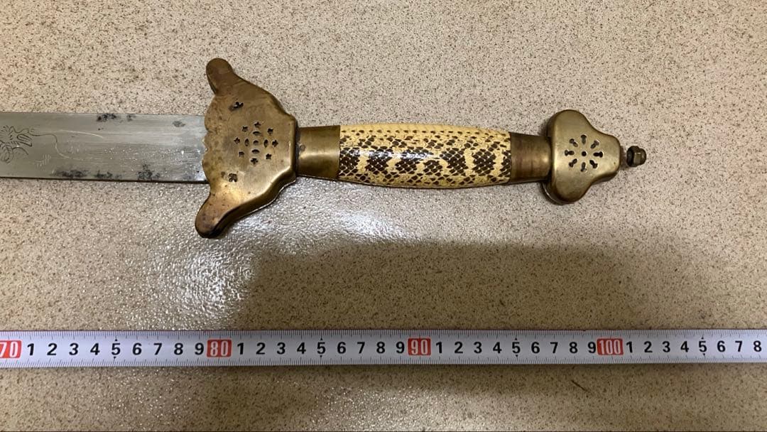 龍泉剣 太極剣 漢剣 太極拳八卦掌 模造刀模擬刀中華中国武術功夫 中国刀剣つるぎ