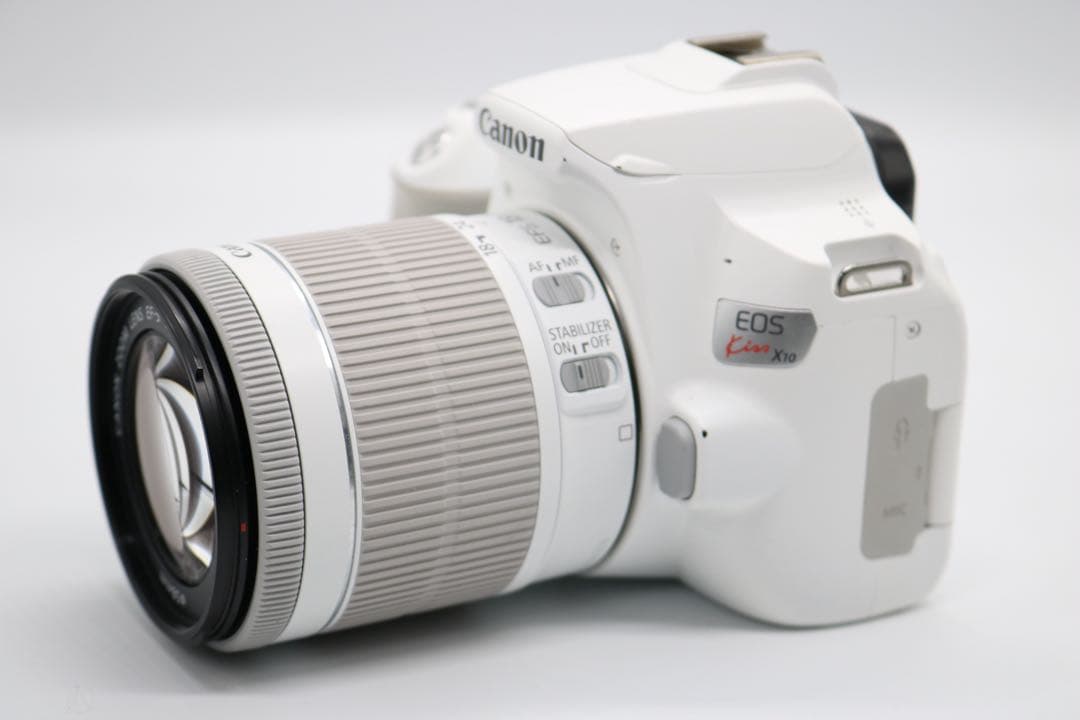 美品 【Canon EOS Kiss X10 ダブルレンズセット】 安心保証あり