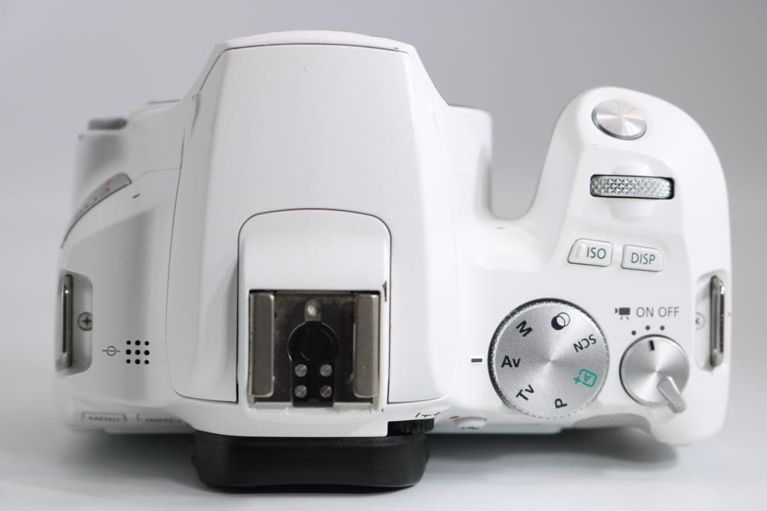 美品 【Canon EOS Kiss X10 ダブルレンズセット】 安心保証あり