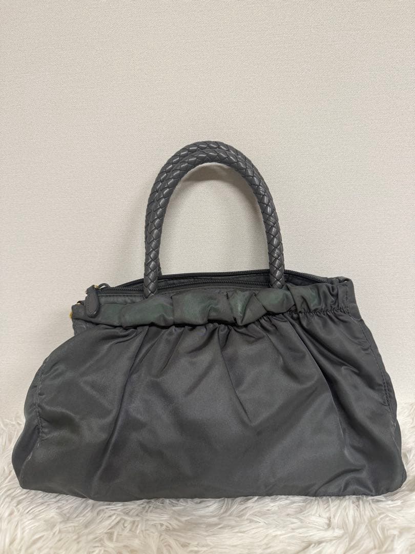 PRADAナイロン ショルダーバッグ グレー