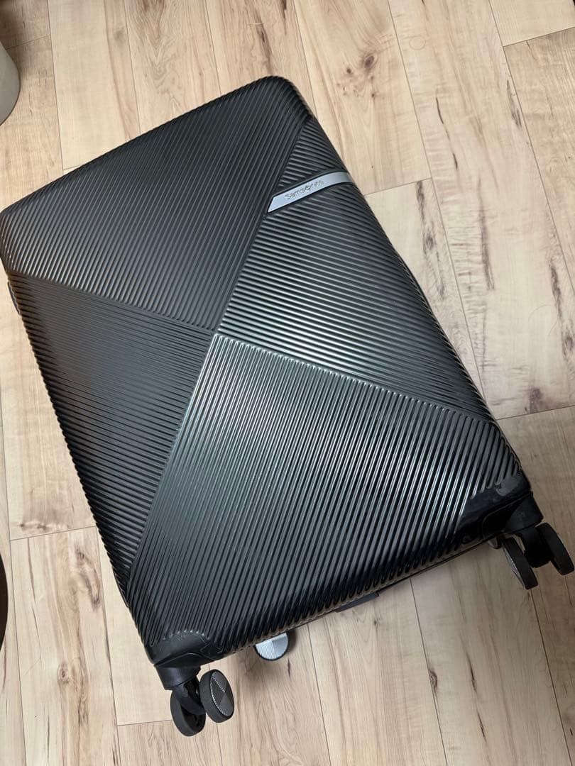 ブランド　サムソナイト　Samsonite モデル　ヴォラント　スピナー68cm